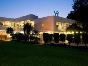 Grand Hotel, Agra