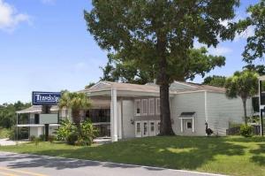 Travelodge by Wyndham Ocean Springs, Biloxi