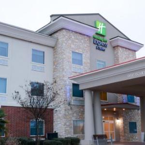 Holiday Inn Express Hotel & Suites New Boston