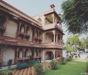 Hotel Navrang, Kota
