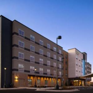 Fairfield by Marriott Inn & Suites Denver Airport at Gateway Park