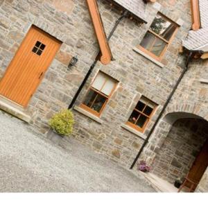 Courtyard Mews