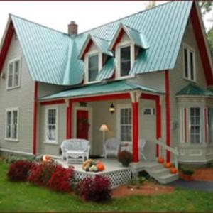 Red Elephant Inn Bed And Breakfast