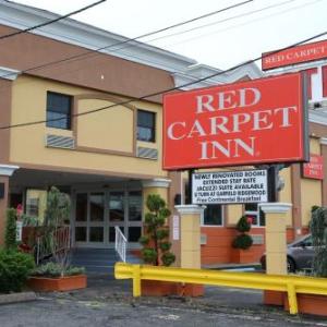 Hotels near Dingbatz Clifton - Red Carpet Inn Elmwood Park