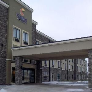 Hotels near Duane Banks Field - Comfort Inn & Suites Cedar Rapids CID Eastern Iowa Airport