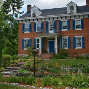 Hotels near Majestic Theater Gettysburg - The Lightner Farmhouse