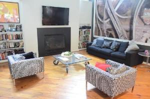 Modern B & B hotel near NRG Center
