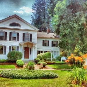 Essex Steam Train Hotels - Scranton Seahorse Inn