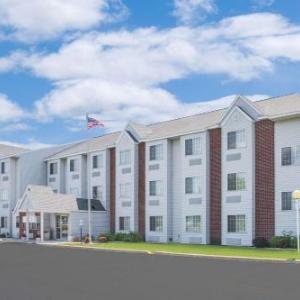 Microtel Inn & Suites By Wyndham Fond Du Lac