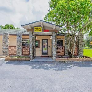 OYO Superior Budget Inn Bartow