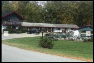 The Chalet Motel by Wyndham, Manchester Center