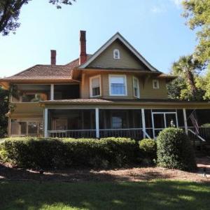 Hotels near Sanford Civic Center - Thurston House