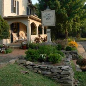 Hotels near Shenandoah County Fairgrounds - Gay Street Inn