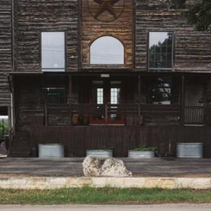 Hotels near Gruene Hall - Gruene River Inn