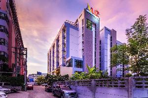 Aliz Hotel, Nonthaburi