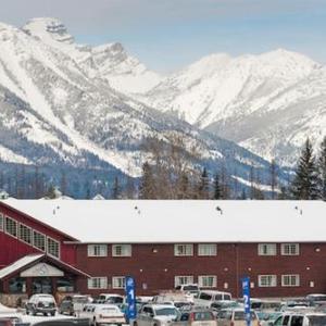 Fernie Slopeside Lodge