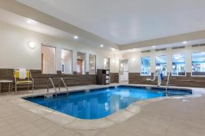Fairfield Inn & Suites by Marriott Rogers, Rogers