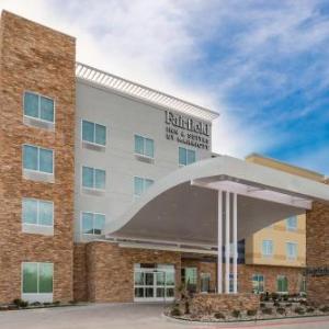 Fairfield Inn & Suites by Marriott Fort Worth Southwest at Cityview