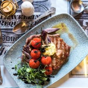 Huddersfield Town Hall Hotels - The Mews Hotel