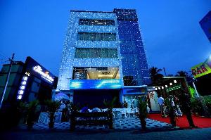 The Crescent Suites, Ernakulam