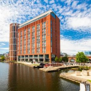 Hotels near Hyde Park Book Club Leeds - DoubleTree By Hilton Leeds City Centre