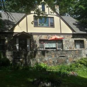 Maurrocks - A Pocono Mountains B&B