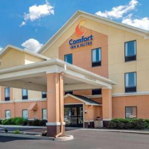 Hotels near Gas City Performing Arts Center - Comfort Inn & Suites Muncie