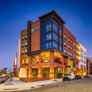 Holiday Inn Express & Suites - Charlotte - South End