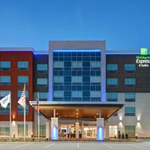 Holiday Inn Express & Suites Houston - Memorial City Centre