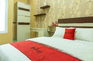 RedDoorz near Benteng Van Den Bosch, Madiun