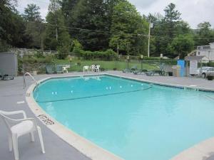 Howard Johnson by Wyndham Lake George, Lake George