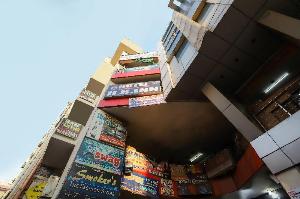 OYO 42610 H R Inn, Gwalior