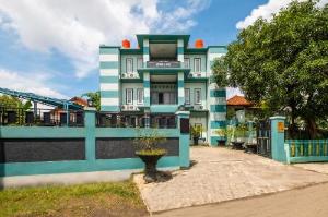 OYO 2676 Cathaleya Homestay Syariah, Karawang