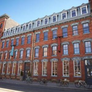 Hotels near Metropolitan United Church Toronto - The Ivy at Verity