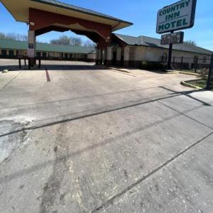 COUNTRY INN MOTEL