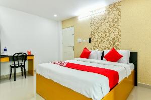 OYO 23211 Green Line Residency, Alwaye