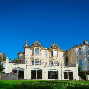 Crofton House Hotel