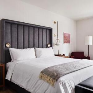 Hotels near Cafe Nine New Haven - The Blake Hotel