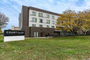 Courtyard by Marriott West Springfield, West Springfield