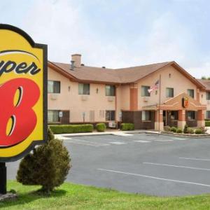 Super 8 By Wyndham Mayfield