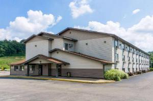 Super 8 by Wyndham Zanesville, Zanesville