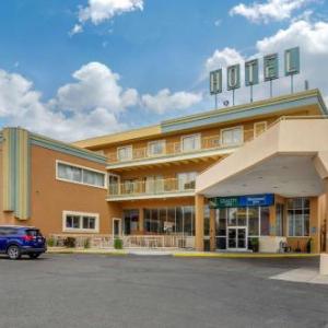 Hotels near Empower Field At Mile High - Rodeway Inn Denver Downtown