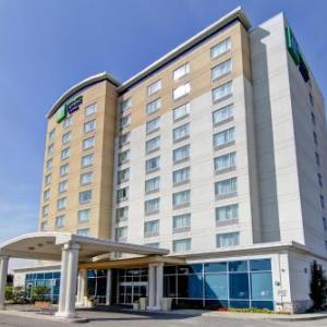 Holiday Inn Express Hotel & Suites Toronto - Markham