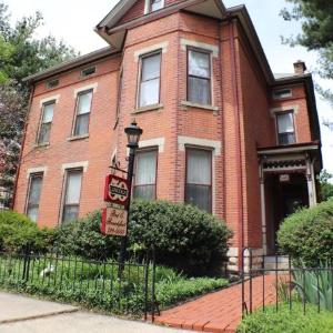 50 Lincoln Short North Bed & Breakfast