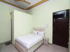 SPOT ON 35725 Hotel Mulaqaat, Greater Noida