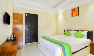 Capital O 68343 Platinum Inn, Kollam