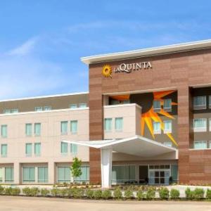 Smart Financial Centre at Sugar Land Hotels - La Quinta by Wyndham Richmond