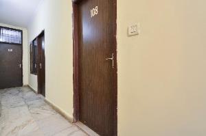 OYO 67358 Hot Spring Hotel And Restaurant, Port Blair