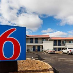 Motel 6-Show Low AZ