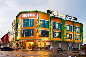 Spring Season Hotel, Muar